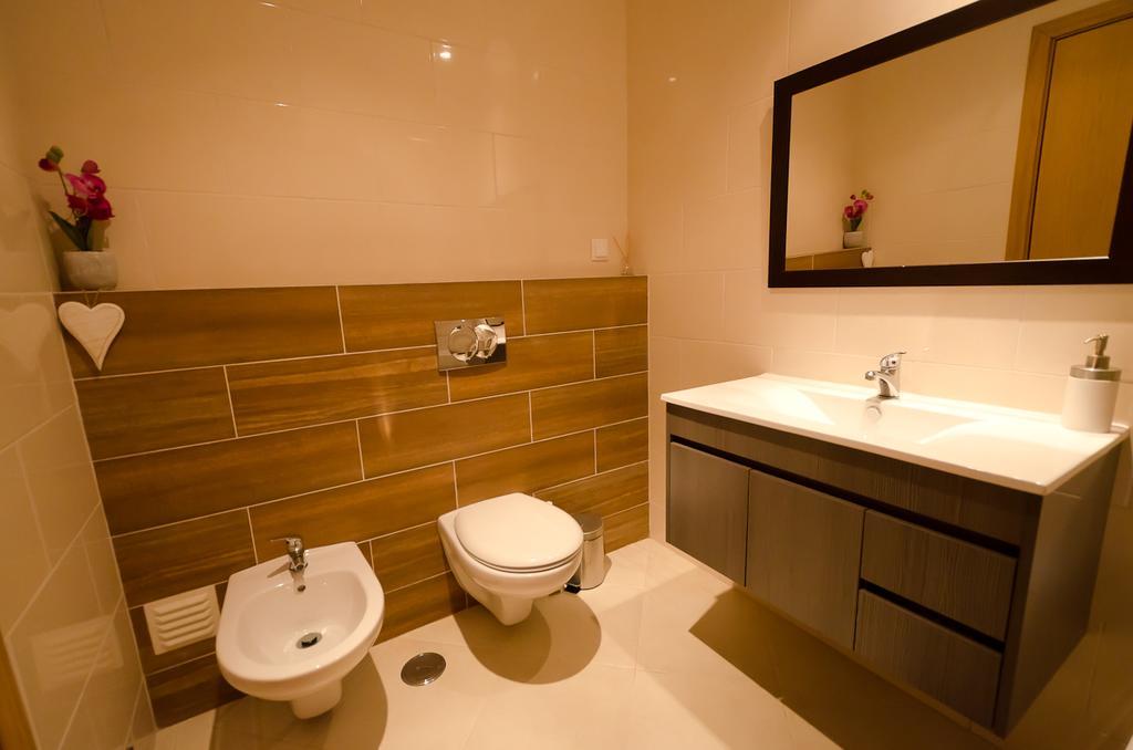 Modern 2 Bed Apartment 5Km Carvoeiro Lagoa  Exterior foto